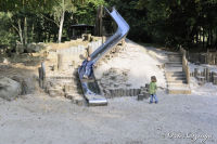 Alsdorf abseits aller Straßen, Alsdorfer Weiher und Tierpark, Foto-Nr. 56, 20.09.2009<br />Spielplatz