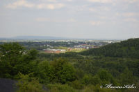 Alsdorf abseits aller Straßen, Bergehalde Noppenberg, Foto-Nr. 34, 22.05.2009<br />erster Blick auf den Annapark mit Langhaus und Wasserturm