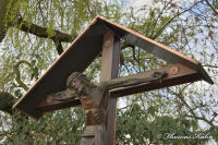 Begau, Ehrenstraße, Foto-Nr. 32, 10.04.2009<br />Pfadfinderkreuz