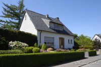 Begau, Rilkestraße, Foto-Nr. 14, 02.05.2009