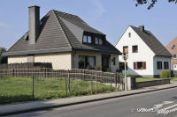 Bettendorf, Baesweilerstraße, Foto-Nr. 28, 27.09.2009<br />Wer fotografiert wen?
