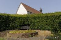 Broicher Siedlung, Blumenrather Straße, Foto-Nr. 20, 11.07.2010<br />Kath. Pfarre St. Barbara