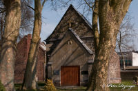Sehenswürdigkeiten, Kriegergedächtniskapelle mit den alten Grabkreuzen, Foto-Nr. 3, 15.03.2011|50.87797222,6.16169444