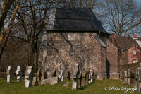 Sehenswürdigkeiten, Kriegergedächtniskapelle mit den alten Grabkreuzen, Foto-Nr. 6, 15.03.2011|50.87791075,6.16194069