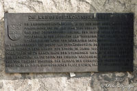 Sehenswürdigkeiten, Kriegergedächtniskapelle mit den alten Grabkreuzen, Foto-Nr. 9, 15.03.2011|50.87797222,6.16169444