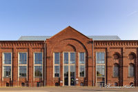 Sehenswürdigkeiten, Langhaus, Foto-Nr. 12, 24.09.2011<br />Die Vorderseite vom Langhaus / ehem. Elektrohauptwerkstatt
|50.87486111,6.14980556